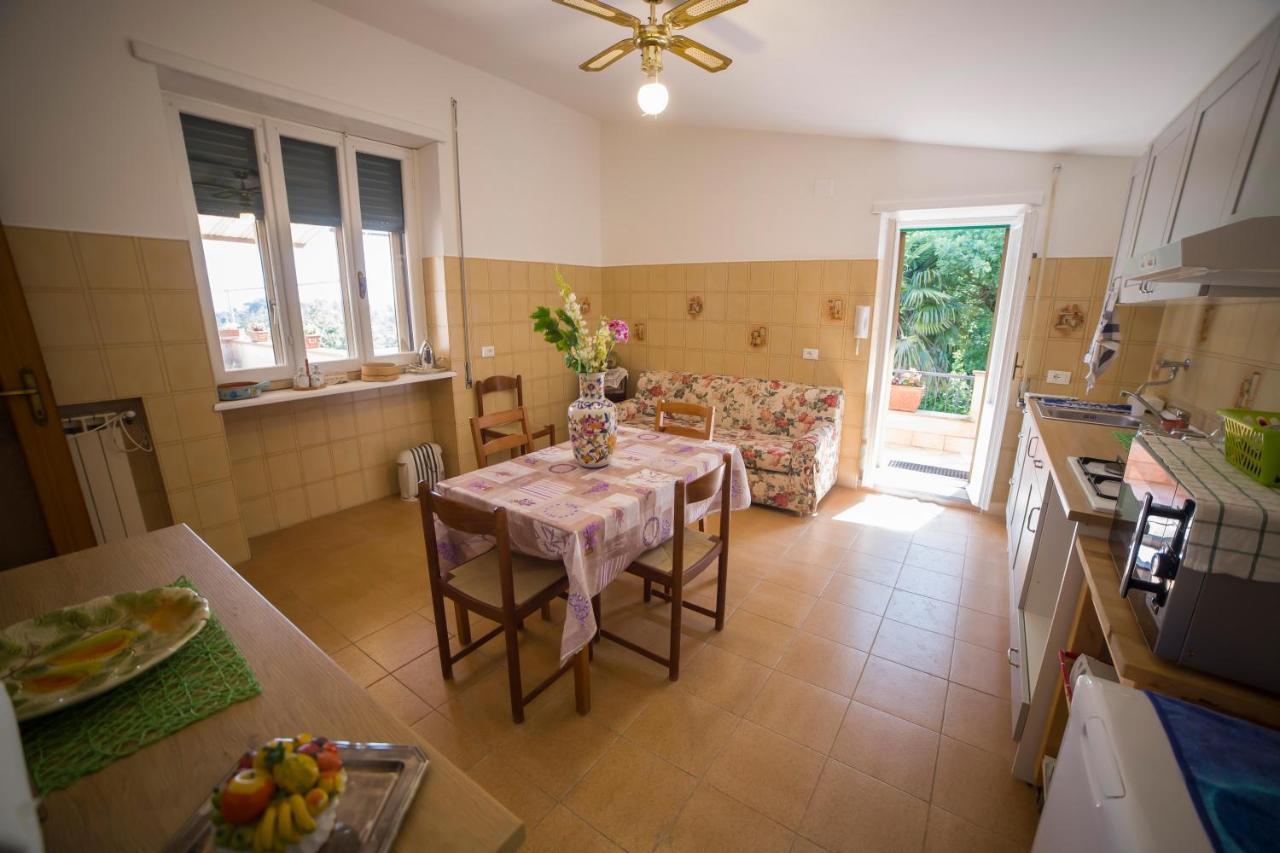 Poggio Della Roverella Country House Morlupo Екстер'єр фото